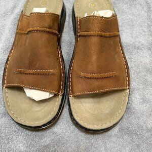 Doc Marten Men's Sandals size 12, New No Box